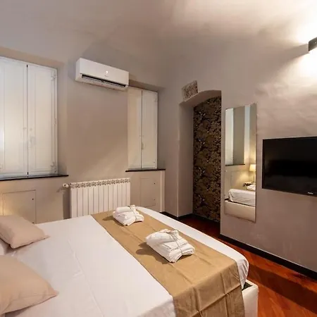 Elegant Two-level With In-room Tub *