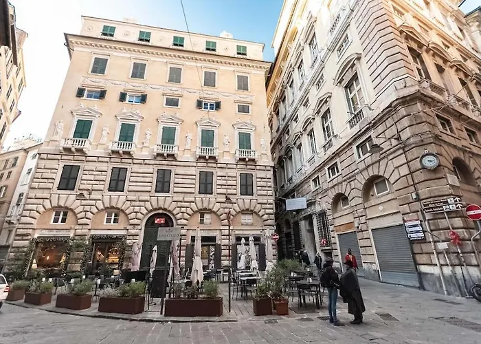 דירה Elegant Two-level With In-room Tub