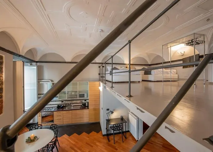 Apartman Elegant Two-level With In-room Tub